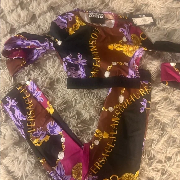 Versace Floral bodysuit size small on purple - Picture 4 of 6